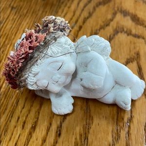 Dreamsicles brand figurine.  Home decor.